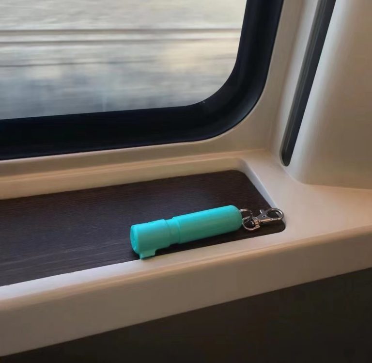 Read more about the article 大盟安防说安全：2024年女性防身器材选购指南，沙豹小蟋蟀真的好用吗？