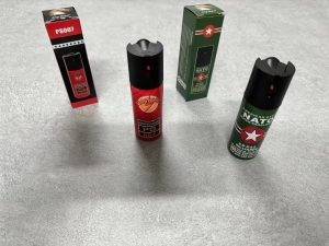 防狼喷雾剂 防身喷雾器 小德喷60毫升NATO辣椒水 女孩女士防身自卫反恐防爆武器防狼喷雾剂 18。