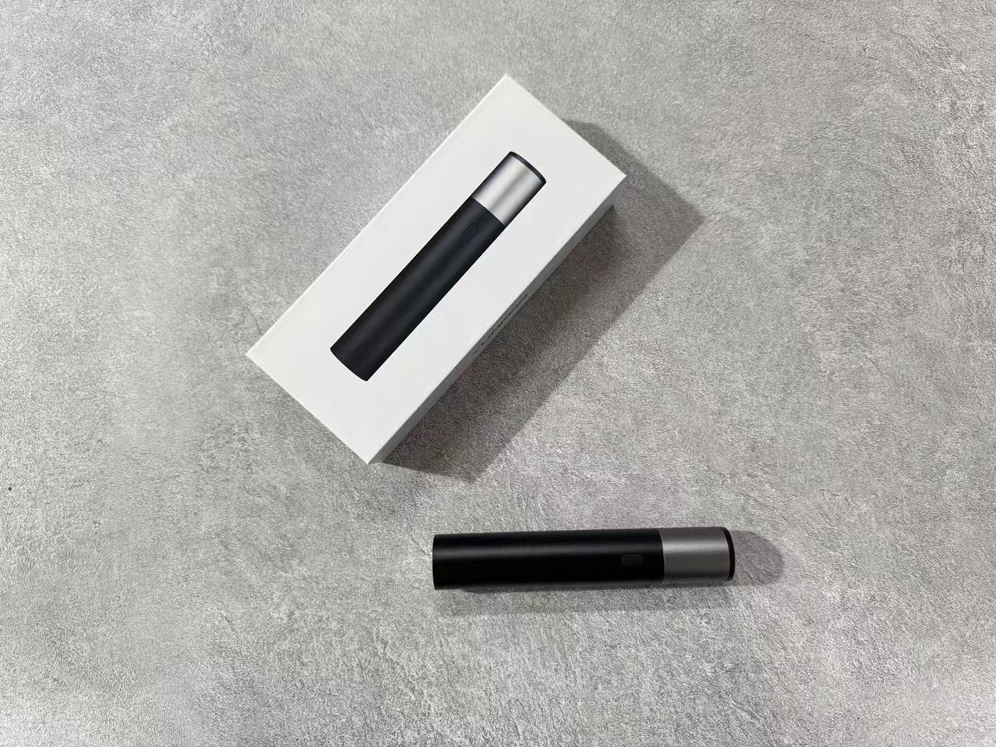 K58灰色迷你防身手电:20000V超高压电击+CREE高亮爆闪 3。 K58灰色迷你防身手电:20000V超高压电击+CREE高亮爆闪 - 图片 3