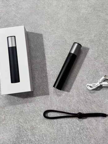 K58灰色迷你防身手电:20000V超高压电击+CREE高亮爆闪