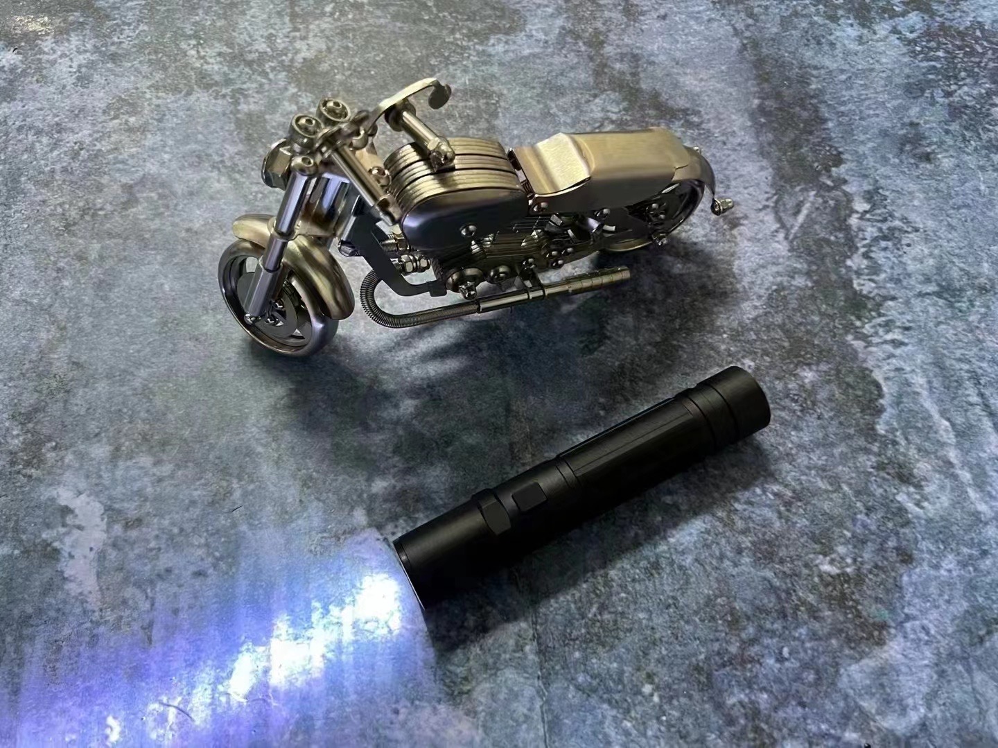 K59防身电棍 高压电击手电筒 女生防狼车载器材 - 大盟安防 4。 K59防身电棍 高压电击手电筒 女生防狼车载器材 - 大盟安防 - 图片 3